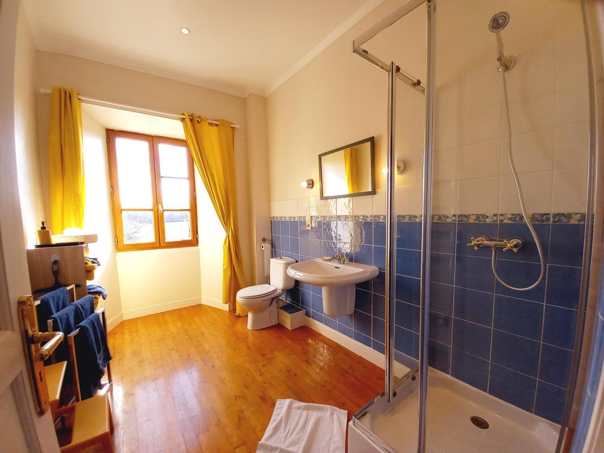 Au Pays De Jacquou : Chambre D'Hotes Et Table D'Hotes Fossemagne Eksteriør billede