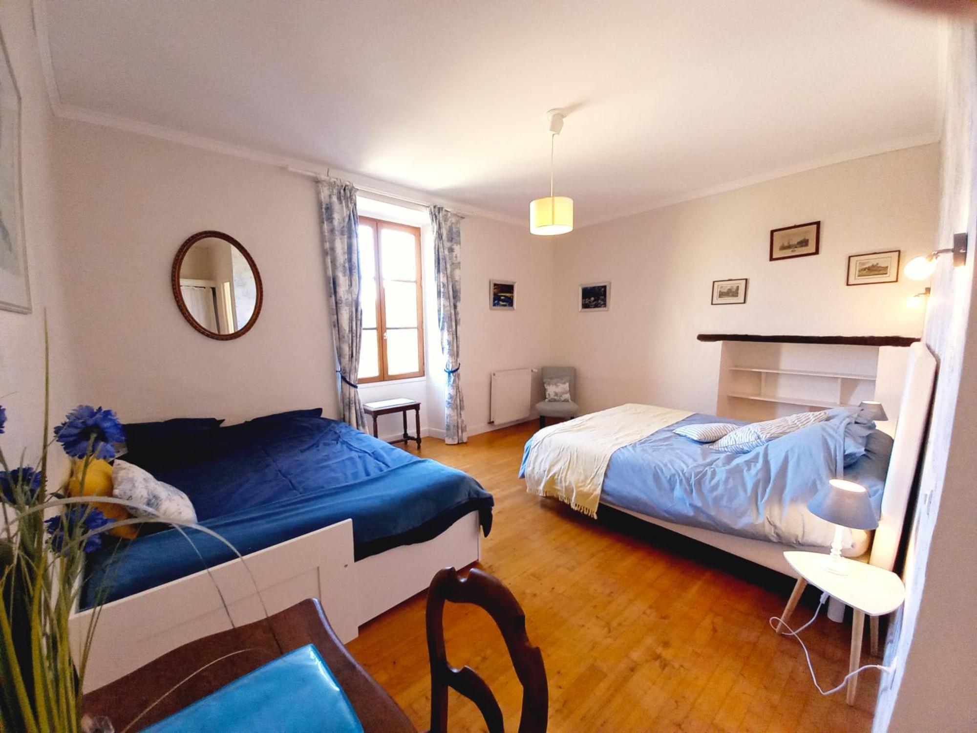 Au Pays De Jacquou : Chambre D'Hotes Et Table D'Hotes Fossemagne Eksteriør billede